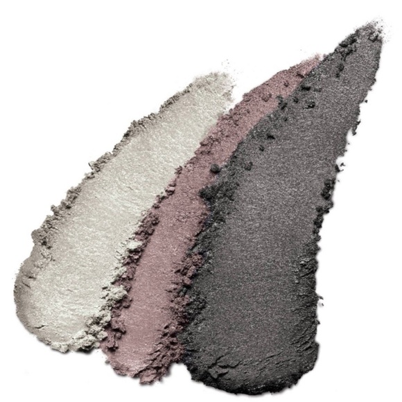 NEW  Almay Smoky Eye Trio Eye Shadow #40 LAVENDER HAZE, Shimmer - Picture 2 of 7